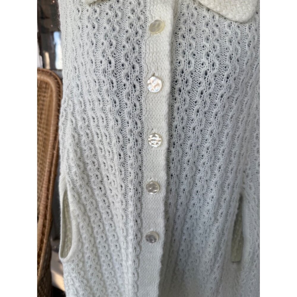 Vintage 70's Cable Knit White Acrylic Button up Fringed Poncho Cape One Size - Picture 6 of 11